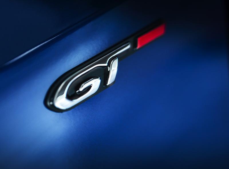 Cliquez sur l'image pour l'afficher en taille normale

Nom : Peugeot308_GT_06.jpg 
Affichages : 210 
Taille : 81.0 Ko 
ID : 4859